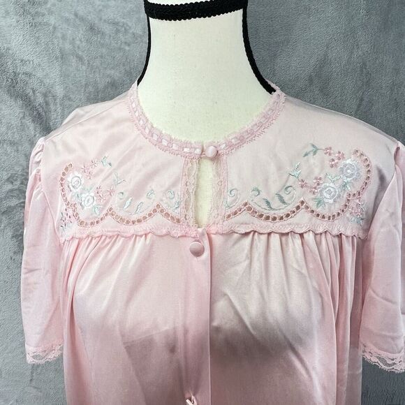 Vintage 70s Vanity Fair Pink Nylon Nightgown Silky Soft W/Floral Lace Sz S - Picture 13 of 16